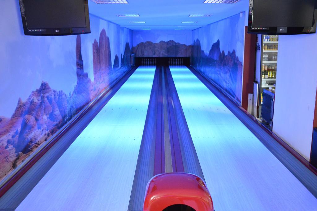 Davi Penzion & Bowling Rožňava Extérieur photo
